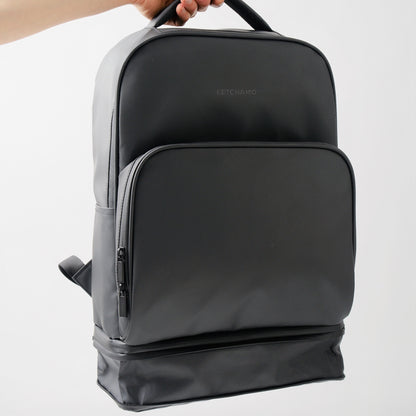 fetchamo Core backpack for dog owners – fully expanded with all compartments open